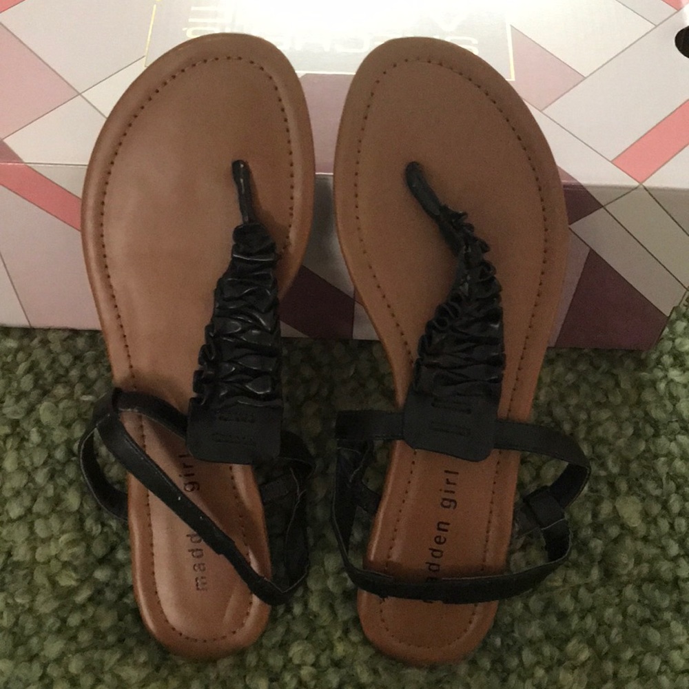 Madden Girl Black sandals. Size 9